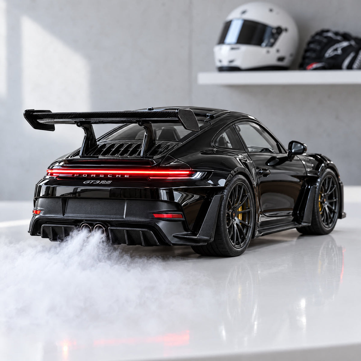 MistGarage Porsche 911 GT3 RS mit Nebel